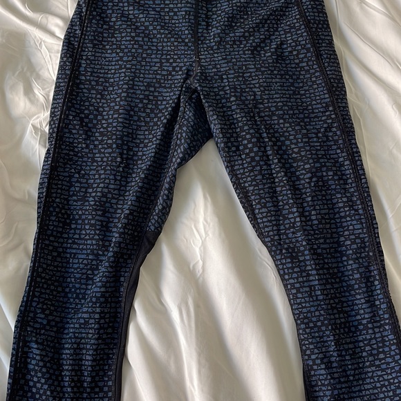 Lululemon Bundle - Picture 9 of 15